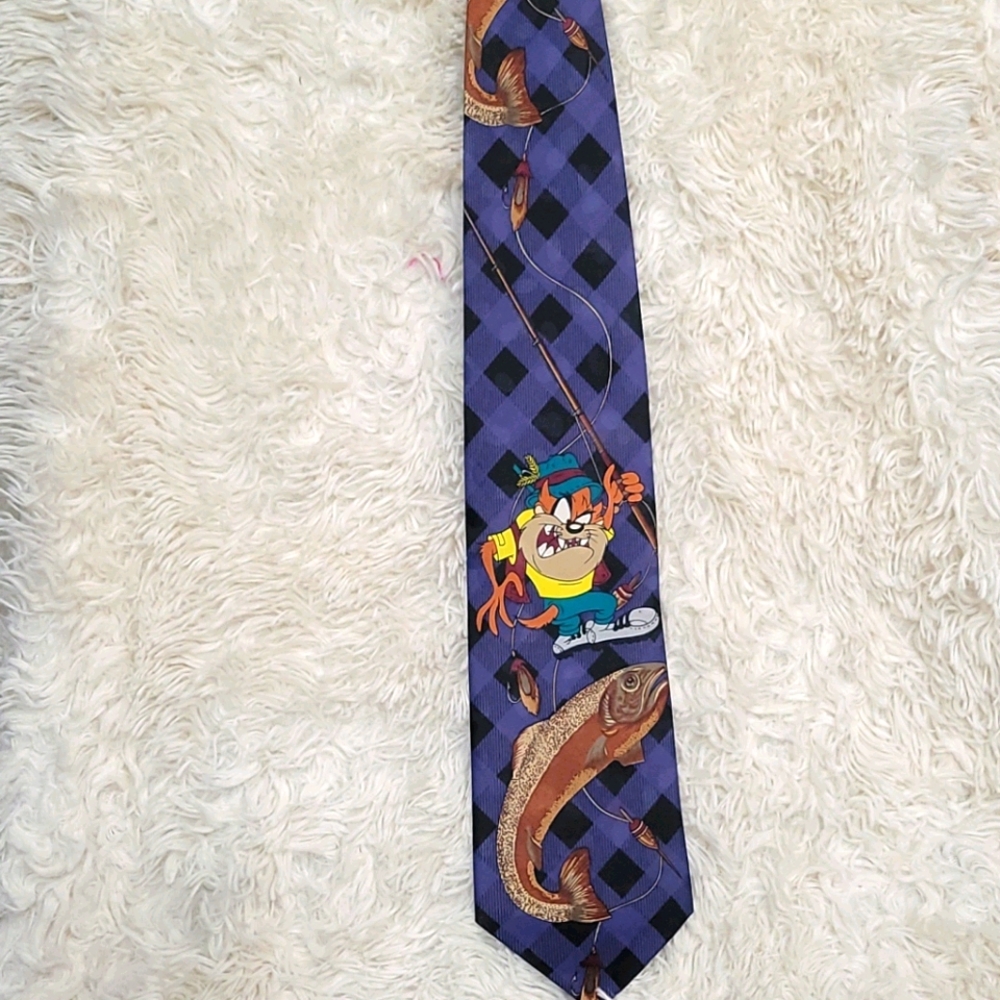 Looney Tunes Mania fishing tie